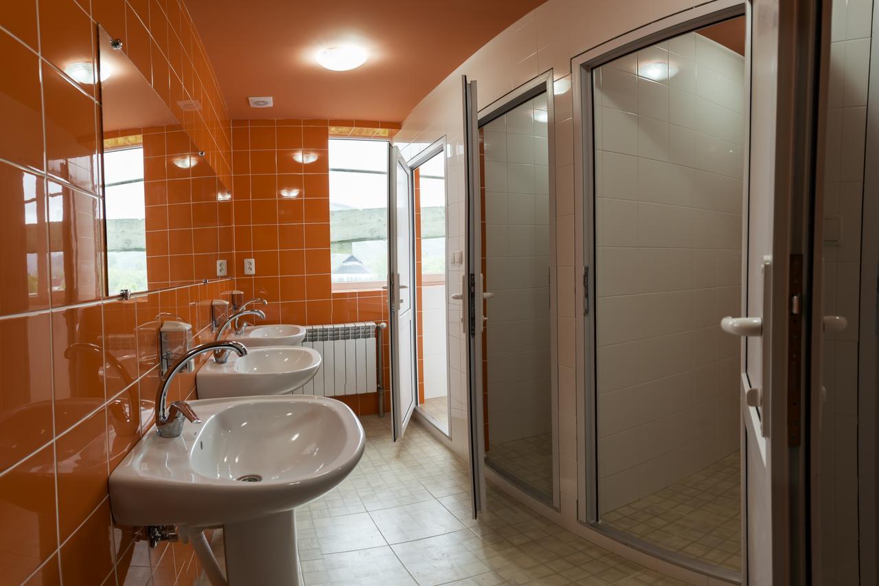Dream Hostel Carpathians Rakhiv Exterior foto